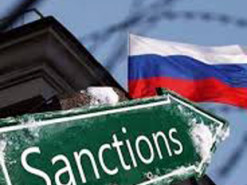 Західні банки продовжують працювати в РФ попри санкції – чим вони це виправдовують